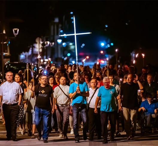 Treći Molitveni hod Karlovcu za rođendan i Karlovčanima na blagoslov